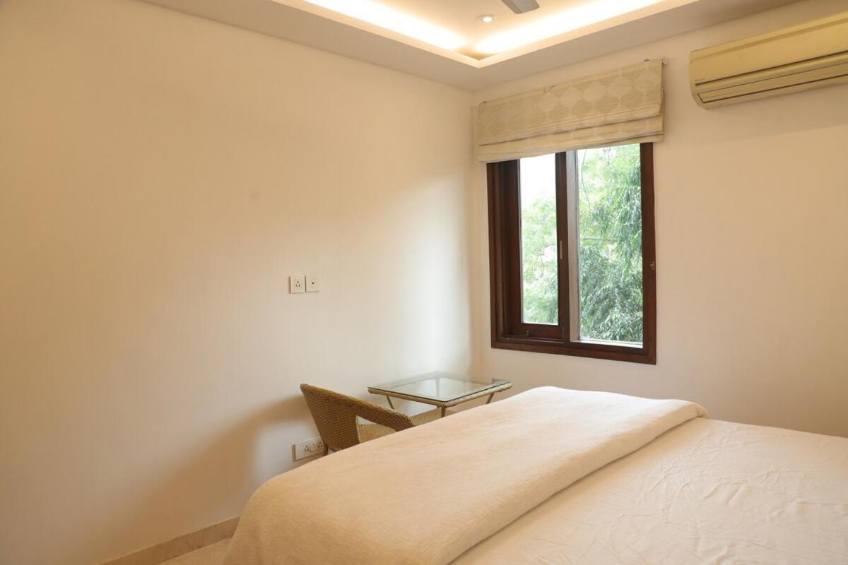 Saket 54 - Entire 4 Bhk * New Delhi