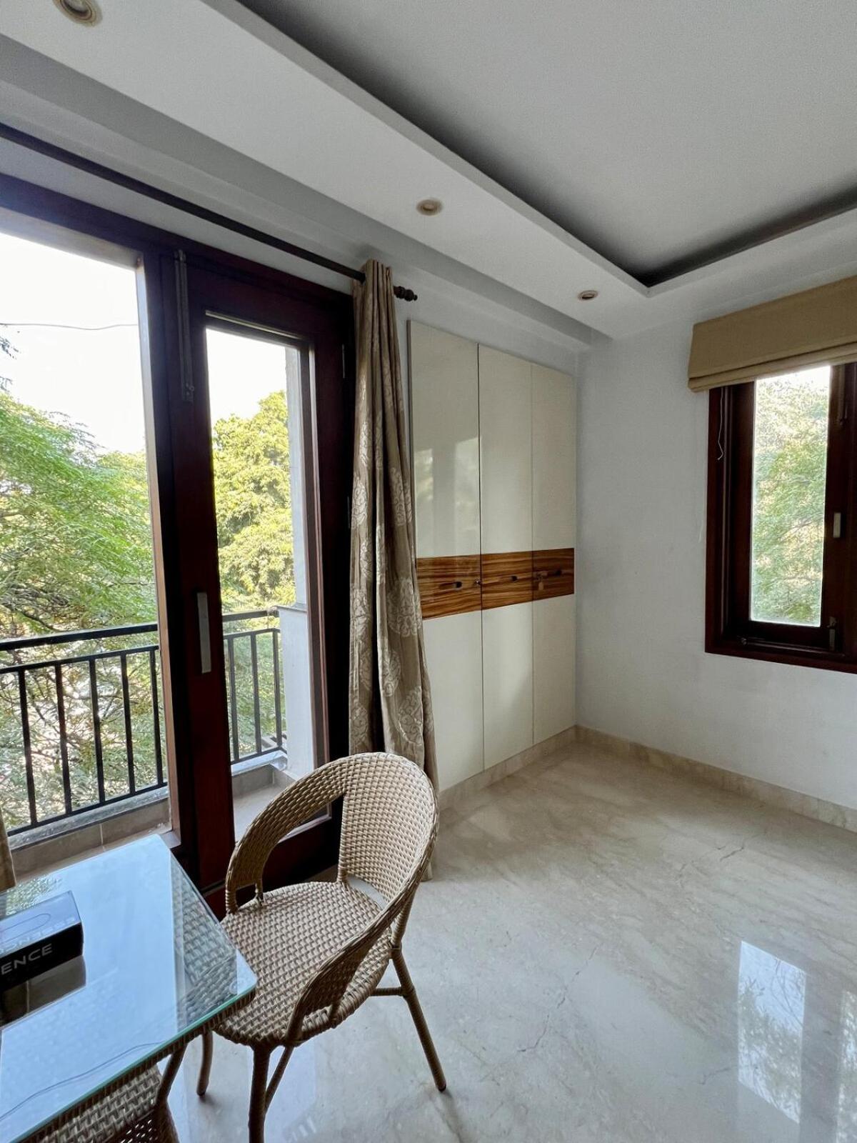Saket 54 - Entire 4 Bhk *